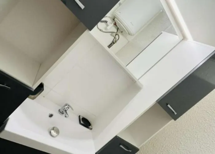 Beau Lumineux A 2mn A Pied Du Tramway. Apartament *